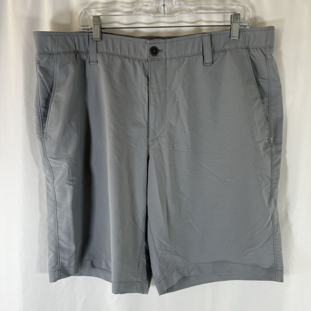 Under Armour Shorts Men's 40 Light Grey Loose Pockets Golf Athleisure